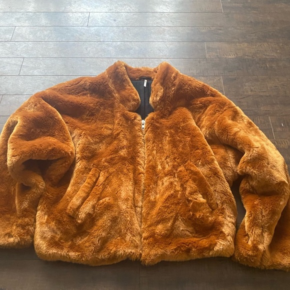 Free People Terracotta Faux Fur Bomber jacket - Picture 5 of 14